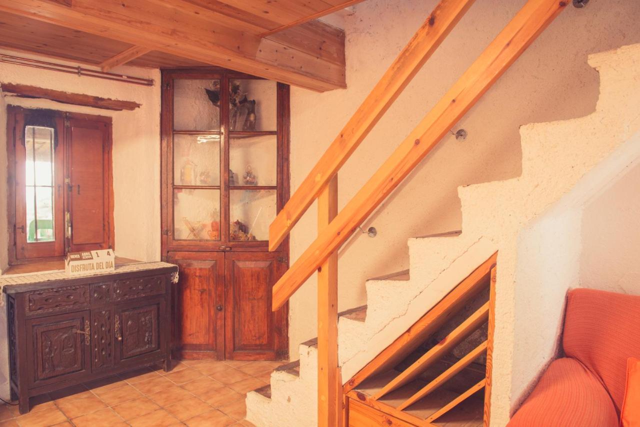 Complex Rural Can Caubet Berga Ngoại thất bức ảnh