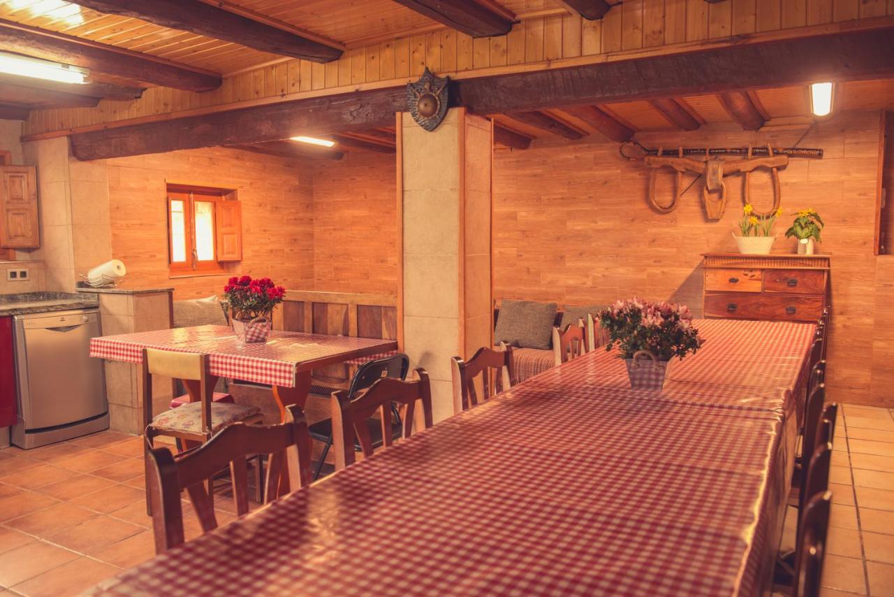 Complex Rural Can Caubet Berga Ngoại thất bức ảnh
